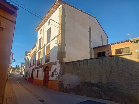 Casa en Zona Residencial de Entrada A Pomar de Cinca