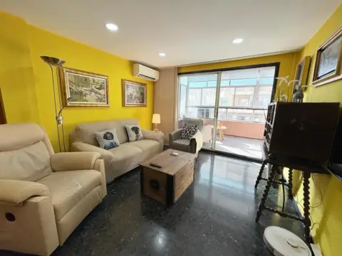 Piso en Junto Plaza de España