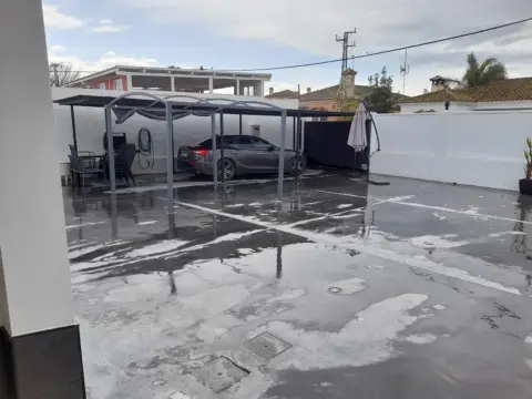 Casa en Cerca de La Venta El Pajaro y A 4 Km de Playa Las Redes