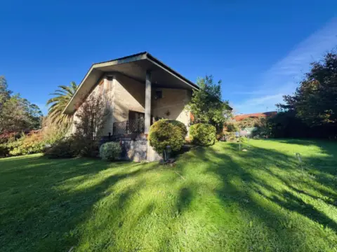 Casa en Al Lado de Las Piscinas de Maruri