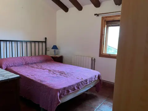 Casa en Zona Centro de Artasona.