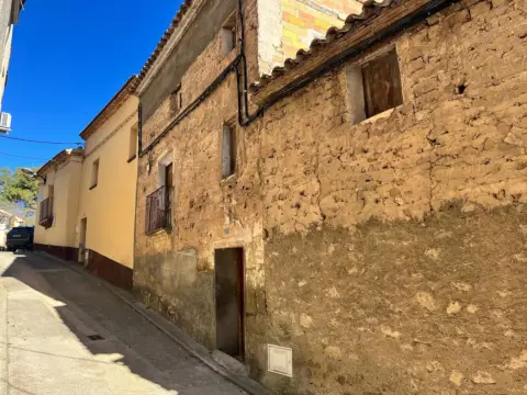 Casa en En La Población de Enate