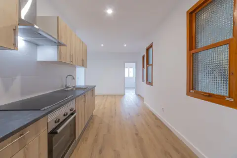 Apartamento en Metro Camp de L´Arpa - Maragall
