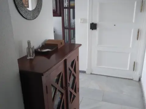 Dúplex en Ubicada Muy Cerca  de La Playa de Sancti Petri.