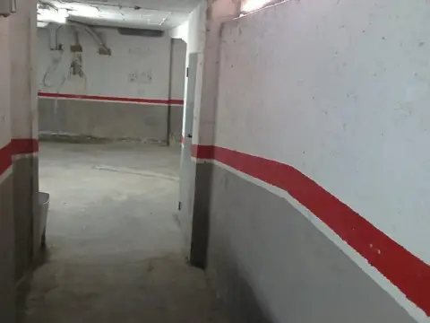 Garaje en Junto Ronda Ponent