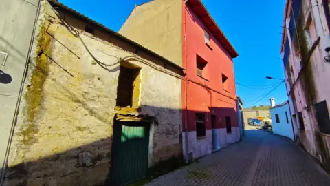 Casa adosada en Al Lado de La Plaza del Ayuntamiento