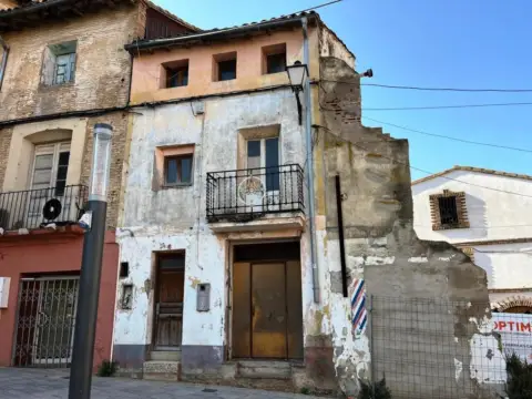 Casa en En La Plaza de La Litera