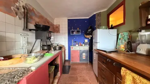 Casa en En El Centro de La Población, Junto A La Iglesia