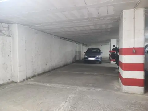 Garaje en Zona Cercana Al Coso.