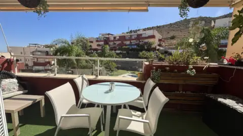 Apartamento en Urbanización Moderna y Tranquila Con Transporte Público