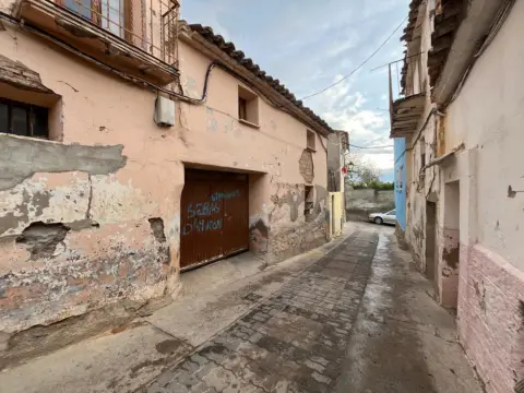 Casa en Monzon Centro Urbano
