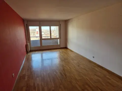 Piso en Piso de Alto Standing en Avenida Cataluña