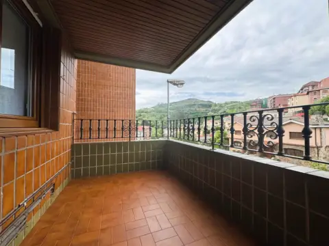 Piso en Kareaga Goikoa. Basauri.