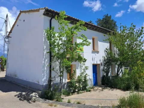 Casa en Carretera Nacional 240