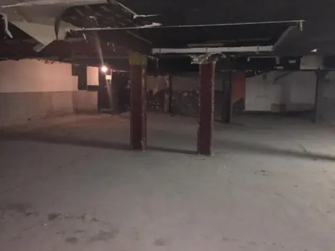 Local comercial en Muntaner - Plató