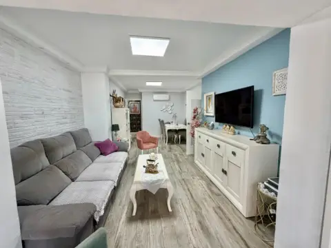 Piso en Cerca de Hornos Púnicos.