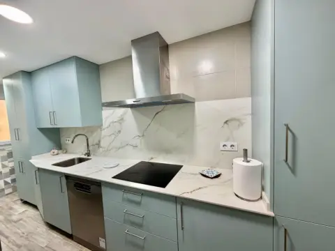 Piso en Cerca de Hornos Púnicos.