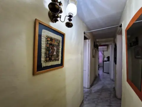 Piso en Cerca de La Iglesia