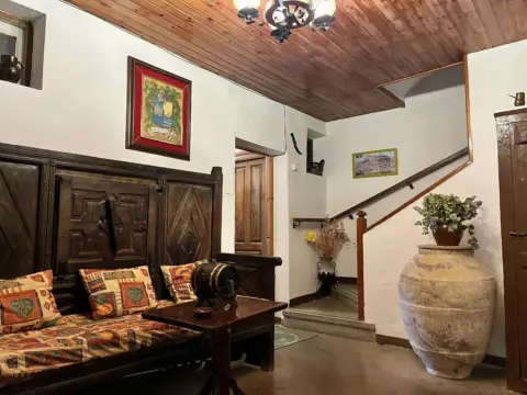 Casa en Zona Baja de Alquézar, Vistas Al Sureste.