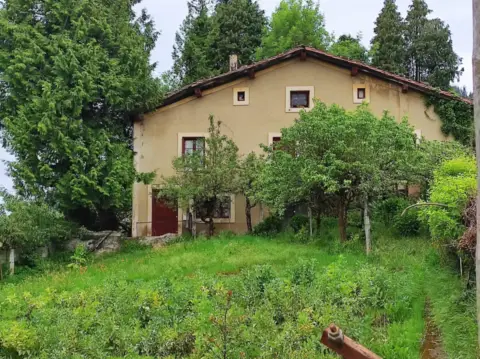 Casa en Zona     Elgeta