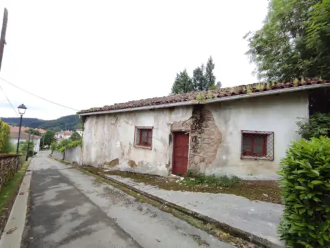 Casa en Zona     Elgeta