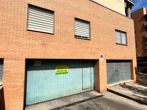 Garage in En los Parkings de La Urbanización El Prado