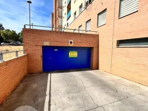 Garaje en En los Parkings de La Urbanización El Prado de Mérida