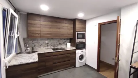 Piso en Zona    Ongarai