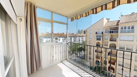 Piso en Res. La Roca - Av. Ramón y Cajal