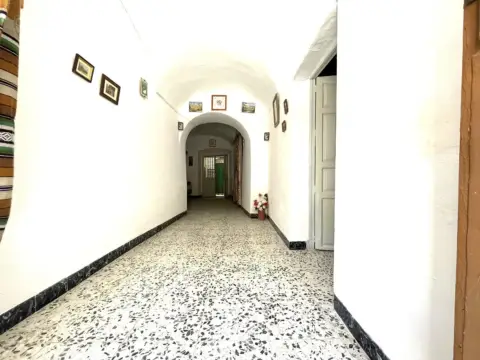 Casa adosada en Entrada de Montanchez