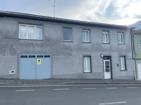 Casa pareada en Casa Curtis Centro del Pueblo