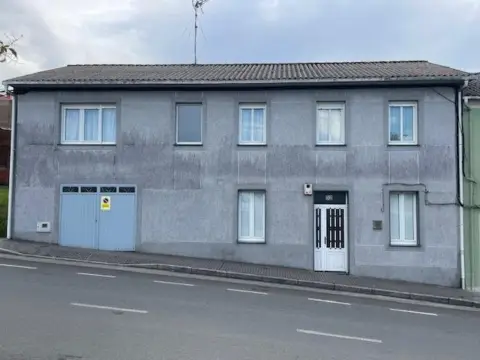 Casa pareada en Casa Curtis Centro del Pueblo