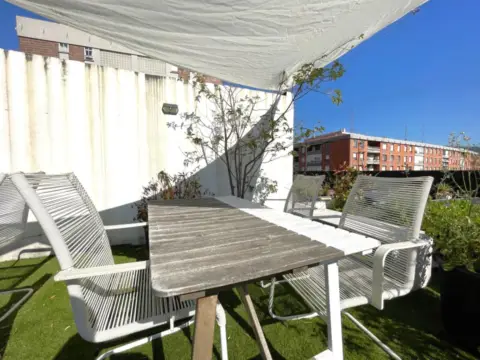 Loft en Zona      Deusto