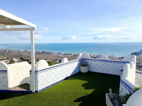 Ático en Urbanizaciòn Perla Blanca, Entrada Acceso A Peñíscola