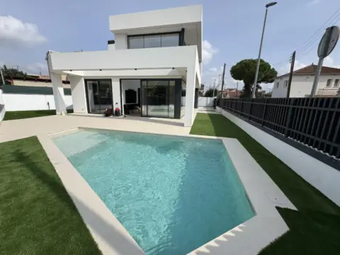 Casa en La Florida de Santa Perpetua de Mogoda