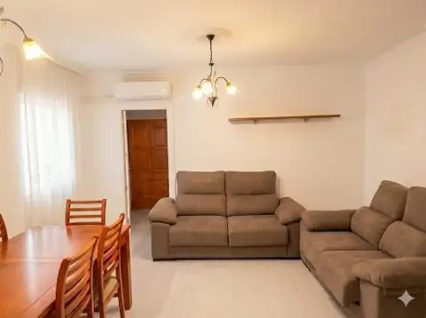 Casa adosada en Cerca del Centro de Salud