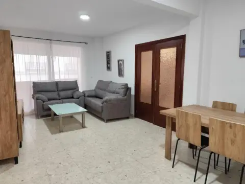 Apartamento en Inmueble en Pleno Centro de Almendralejo.