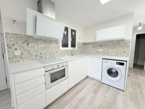 Piso en Junto A La Finca Roja