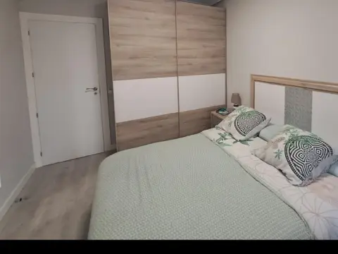 Apartamento en Zona Consolidada y Con Todos los Servicios Necesarios
