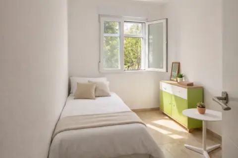 Piso en Cerca Parque La Esperanza y Centro de Salud Son Gotleu