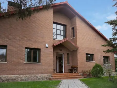 Casa unifamiliar en calle >C. Nebli, nº >