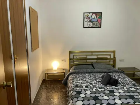 Habitación en El Camp d'en Grassot-Gràcia Nova