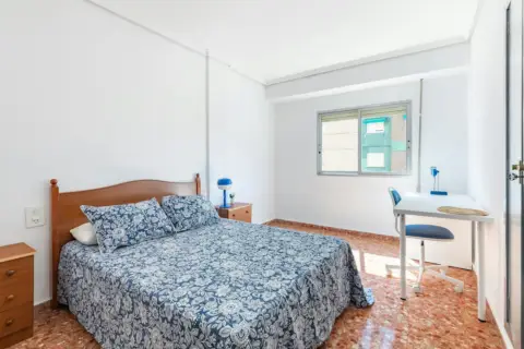 Habitación en La Llum