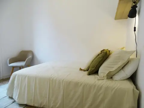 Habitación en El Camp de l'Arpa del Clot