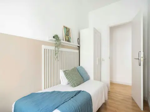 Habitación en Goya