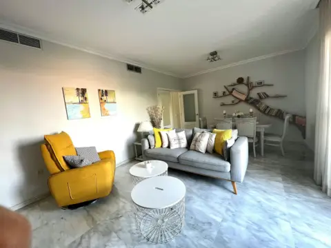 Piso en Avenida de las Ciencias-Emilio Lemos