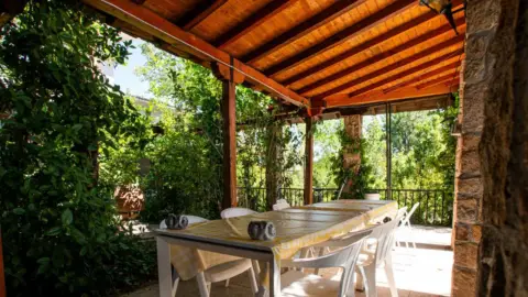 Casa unifamiliar en calle >Av. Mimbreras, nº >