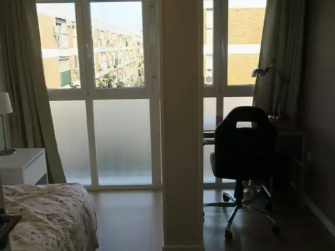 Habitación en Zona Ronda de Triana-Cartuja