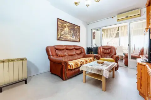 Piso en calle >Pl. de Valdehondillo, nº >