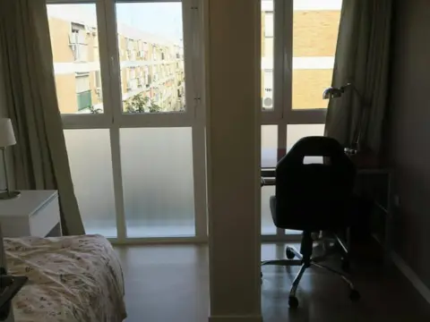 Habitación en Zona Ronda de Triana-Cartuja